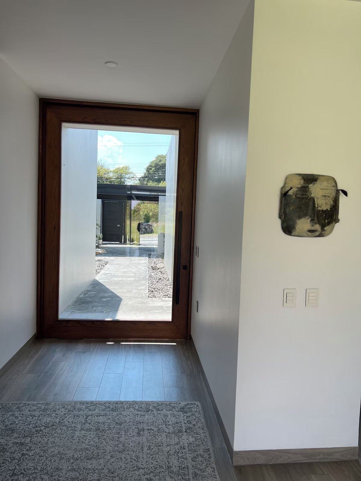 The house, 009