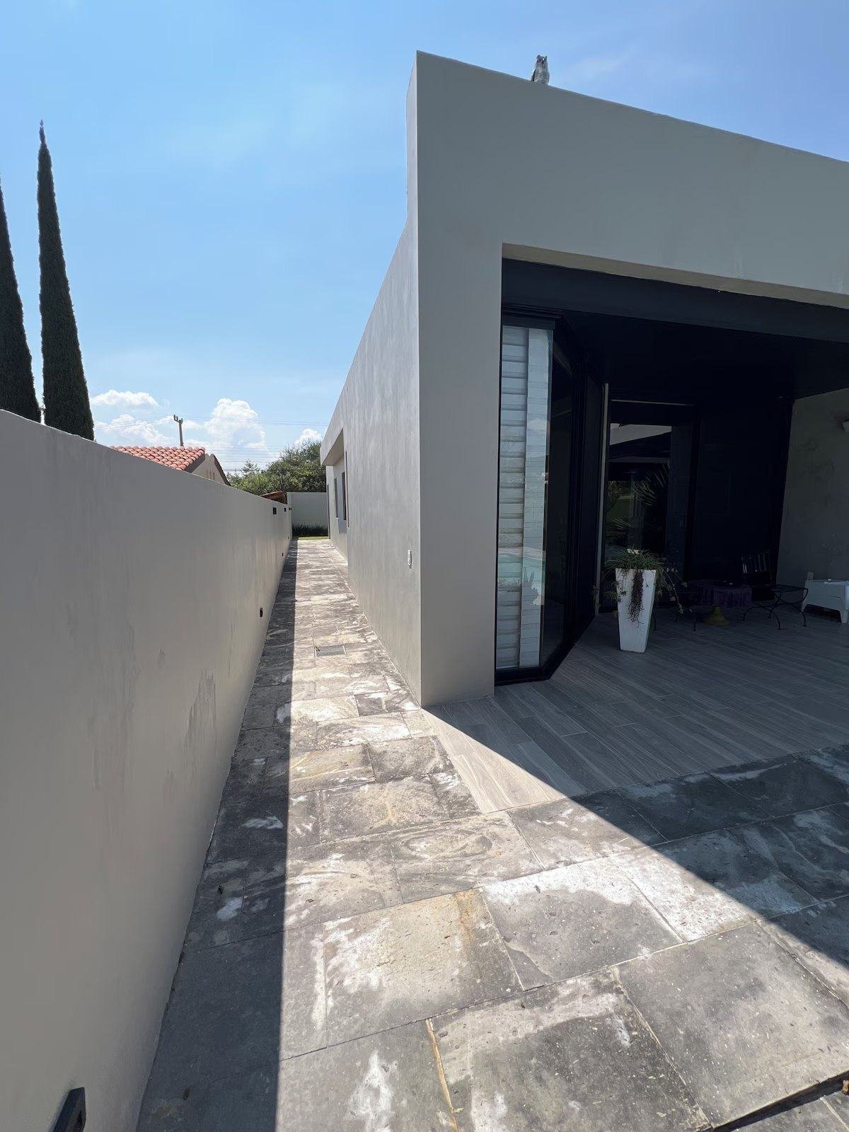 The house, 055