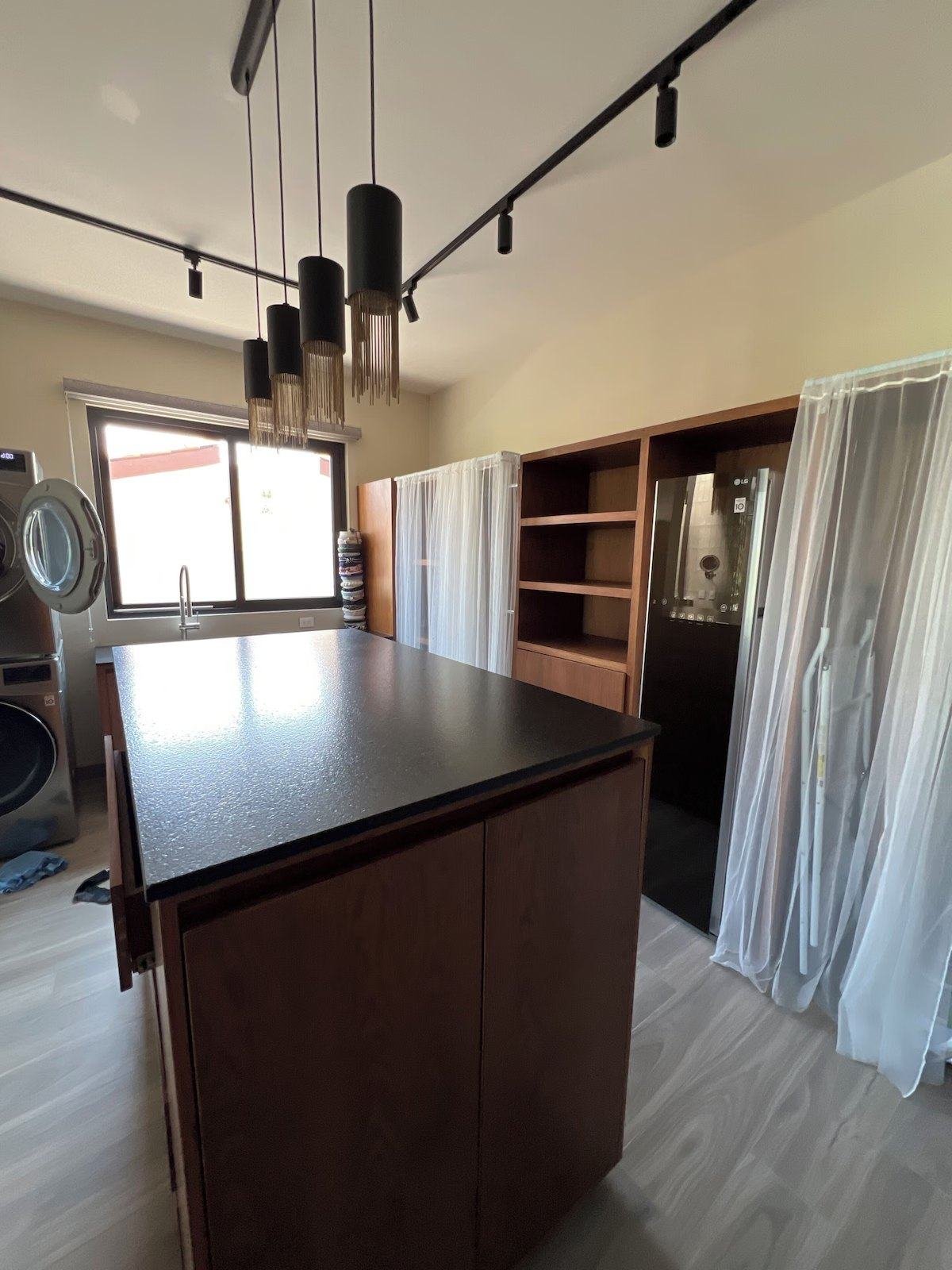 Kitchen island